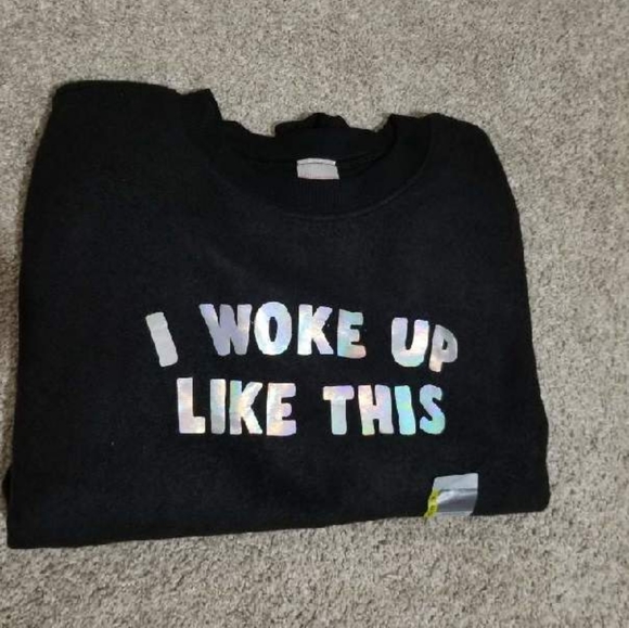 Shirt - Picture 2 of 4